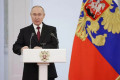 Putin: Petrol fiyat sınırı uygulamasından etkilenmeyeceğiz