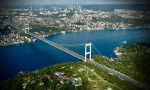 İstanbul Boğazı'nda gemi trafiği çift yönde askıya alındı!