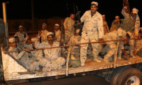 Irak askerleri Musul'a doğru ilerliyor