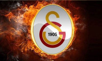 Galatasaray otobüsüne taşlı saldırı