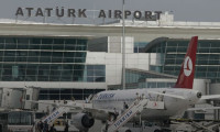 Atatürk Havalimanı'nda kar alarmı! Seferler iptal