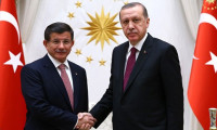 Başbakan Davutoğlu Beştepe'de Erdoğan ile görüşüyor
