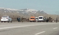 Erciş'te bomba yüklü kamyonet yakalandı