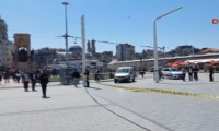 Taksim Meydanı'nda şüpheli çanta paniği