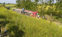 Çanakkale Şehitliği'nde tur otobüsü devrildi