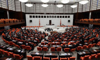 Meclis Genel Kurulu 'dokunma' için toplanıyor