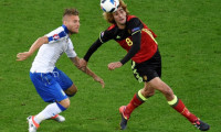 İtalya, favori Belçika'yı 2 golle geçti