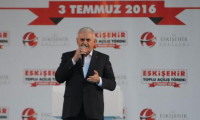 Başbakan Yıldırım Eskişehir'de Büyükerşen'e yüklendi
