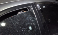 Muş'ta polis otosuna saldırı: 2 yaralı