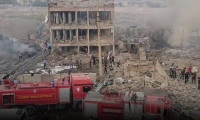 Cizre'de Çevik Kuvvet Müdürlüğü'ne bombalı saldırı