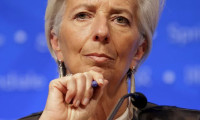 Lagarde'dan küresel büyüme görünümünü düşürme sinyali