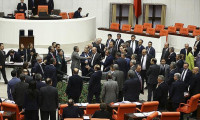 HDP'li vekilden Meclis'te 'soykırım' provokasyonu