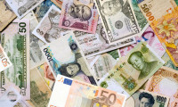 Gelişen ülke paraları karışık seyrediyor