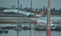 Atatürk Havalimanı'nda uçuşlar aksıyor