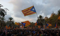 Katalonya, erken seçimden vazgeçti