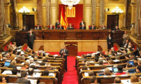 İspanya'da 8 bakan tutuklandı