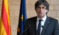 Katalan lider, Belçika polisine teslim oldu