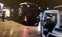 AHL'de kaza: Hostesler ve pilot yaralandı