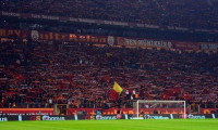 Galatasaray taraftarı yönetimi istifaya çağırdı