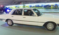 Başbakan Yıldırım 76 model klasik otomobille geldi