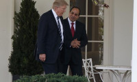 Trump'tan Sisi'ye övgü