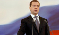 Medvedev'den 'kısıtlama' açıklaması