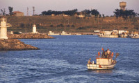 Araplar Saros'a yat limanı kuruyor