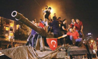 Türkiye demokrasi için meydanlarda