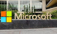 Microsoft'un net kârı ve geliri arttı, hisseleri yükseldi