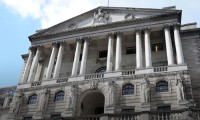 İngiltere Merkez Bankası'ndan borç uyarısı