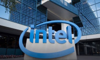 Geliri artan Intel zarar açıkladı