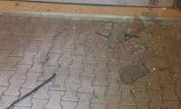 Adana'da karakola bomba atıldı