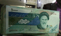 İran bütçe kısıntısına gitti