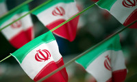 İran Basra Körfezi'nde tatbikata başladı