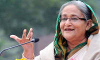 Bangladeş'de Hasina seçimden galip çıktı