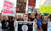 Beyaz Saray önünde silah protestosu