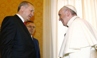Papa'dan Erdoğan’a anlamlı hediye