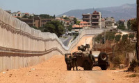 Lübnan'da İsrail saldırısına karşı orduya tam yetki verildi