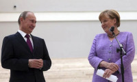 Merkel ile Putin İran'ı görüştü