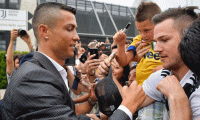 İtalya'da Cristiano Ronaldo çılgınlığı!