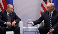 Trump ile Putin arasındaki zirve ertelendi