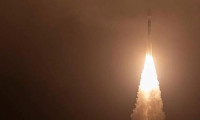 NASA 1 milyar dolarlık uydusunu fırlattı