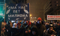 Sırbistan'da hükümet karşıtı protestolar sürüyor