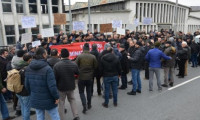Uzel Traktör'ün eski çalışanlarından tazminat protestosu