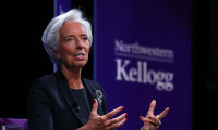 Lagarde: Politika yapıcılar doğru adım atmalı