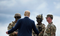 Trump, Venezuela'da askeri güç kullanmayı düşünüyor