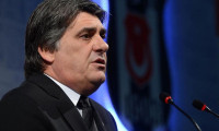 Serdal Adalı Beşiktaş başkanlığına aday oldu