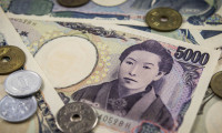 Yen 'Hong Kong' gerginliğiyle dolar karşısında yükseldi