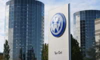 Turagay: Volkswagen Türkiye yatırımını durdurmuş değil