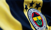 Fenerbahçe'den Cumhurbaşkanı Erdoğan'a 25.yıl rozeti